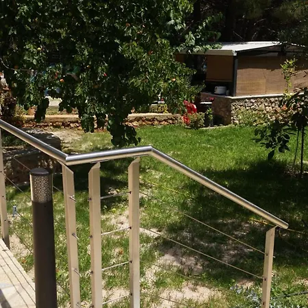 Life On * Himare