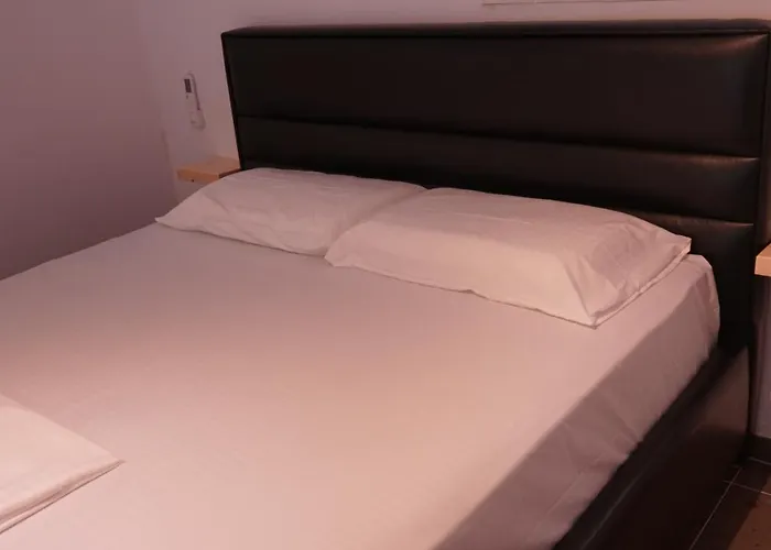 Apartament Life On